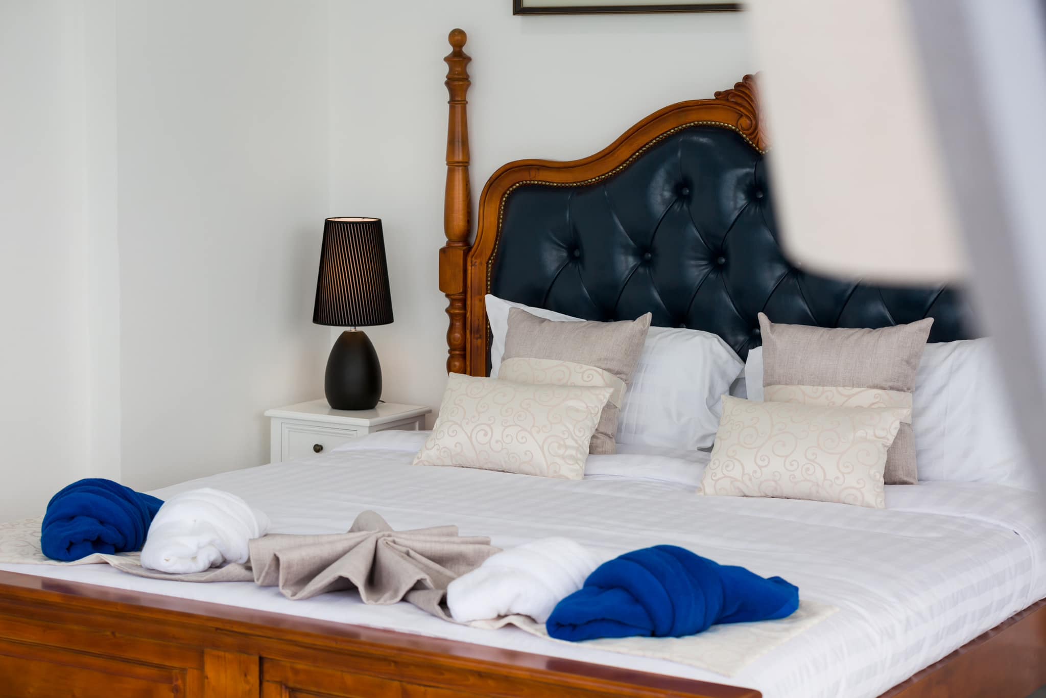 Modern 3-Bedroom Seaview Pool Villa for Sale in Chaweng Noi