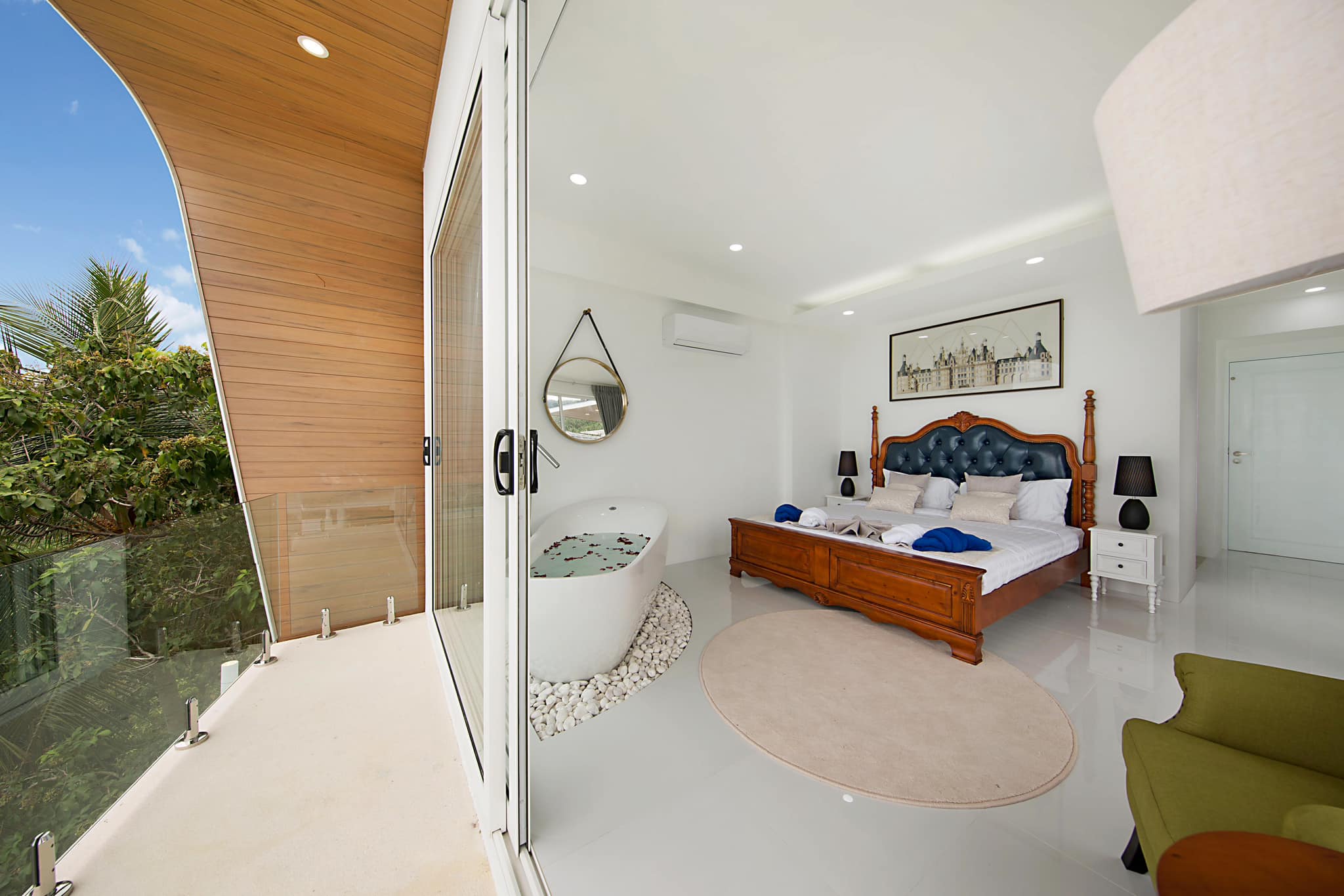 Modern 3-Bedroom Seaview Pool Villa for Sale in Chaweng Noi