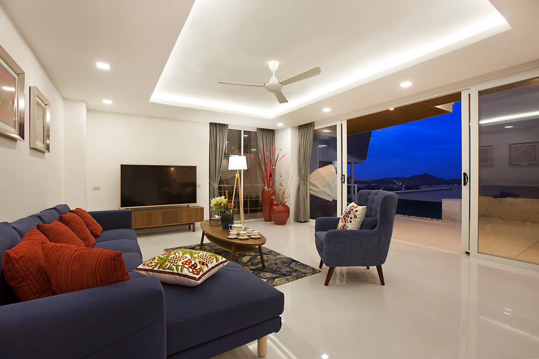 Modern 3-Bedroom Seaview Pool Villa for Sale in Chaweng Noi