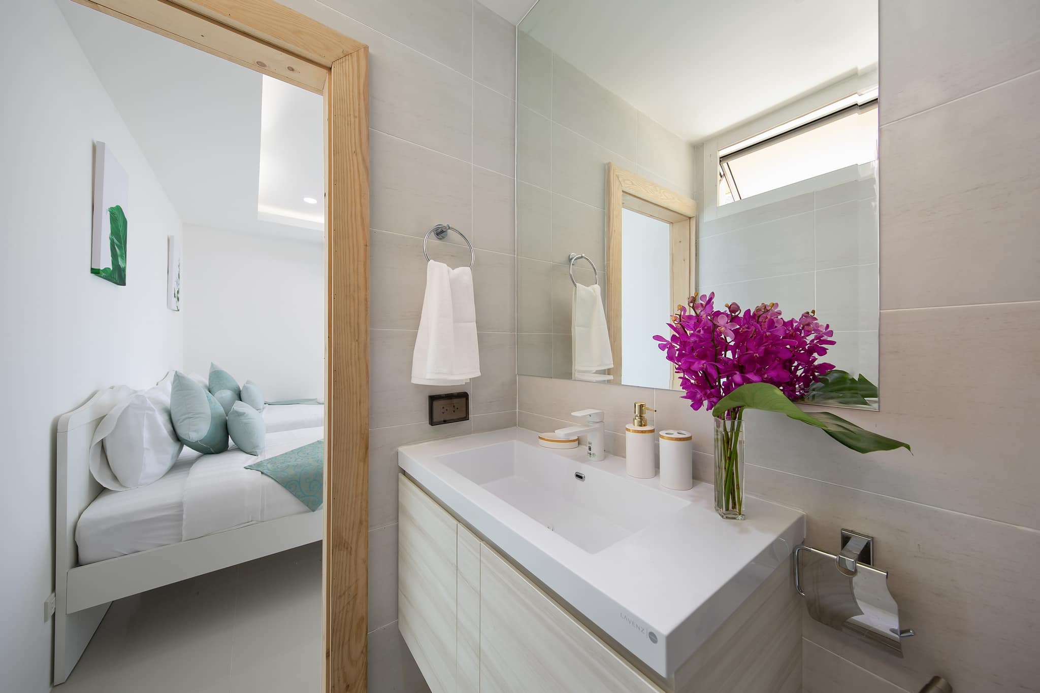 Stylish 3-Bedroom Seaview Pool Villa for Sale in Chaweng Noi