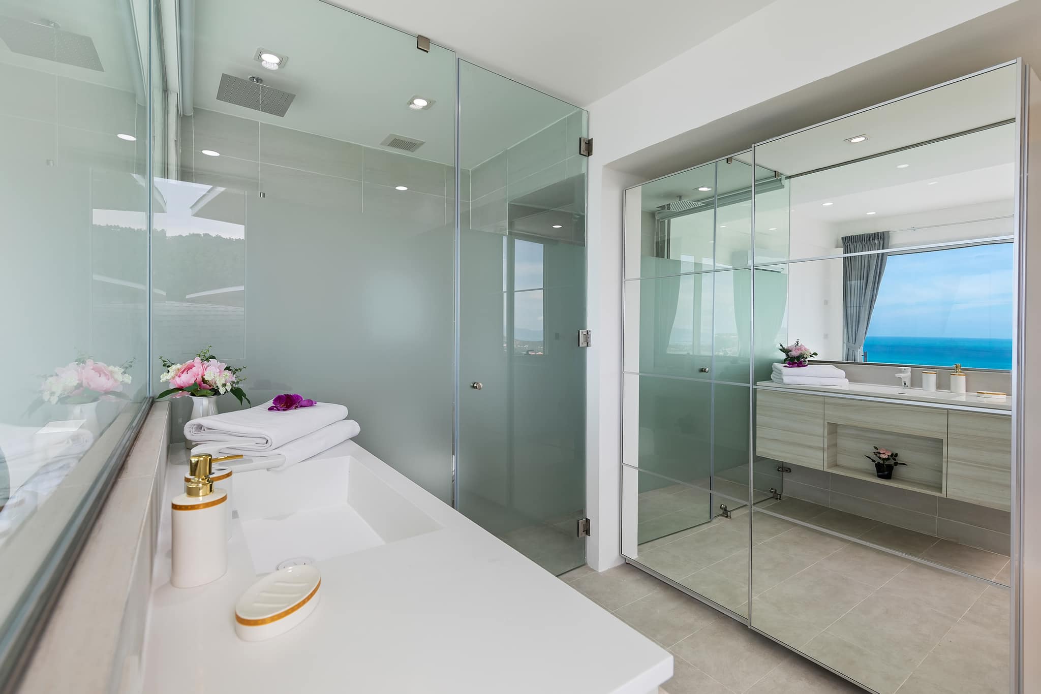 Stylish 3-Bedroom Seaview Pool Villa for Sale in Chaweng Noi