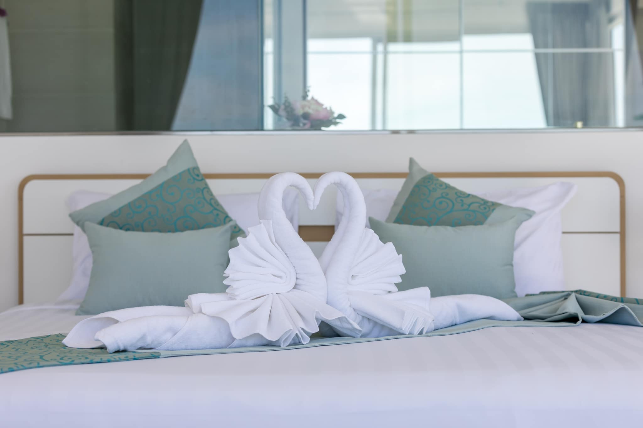 Stylish 3-Bedroom Seaview Pool Villa for Sale in Chaweng Noi