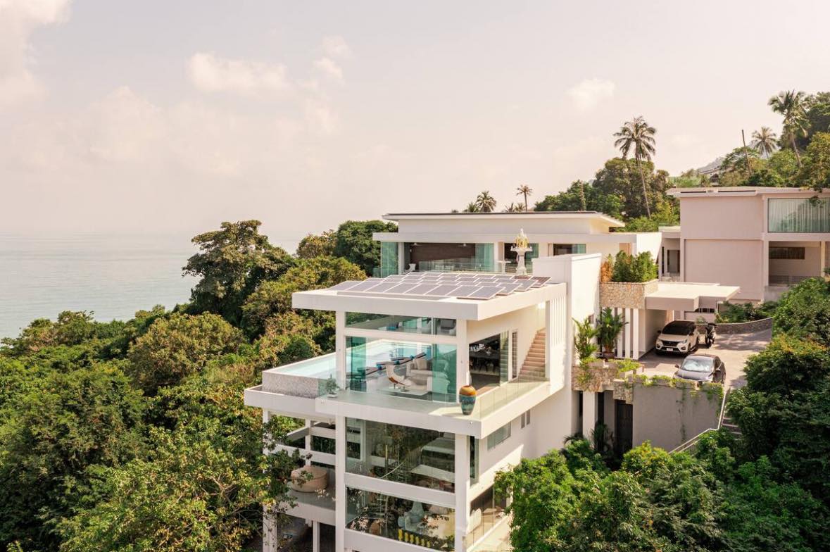 Luxury Breathtaking 6-Bedroom Sea View Villa in Chaweng Noi