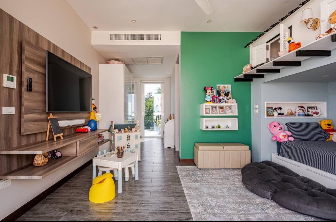 Luxury Breathtaking 6-Bedroom Sea View Villa in Chaweng Noi