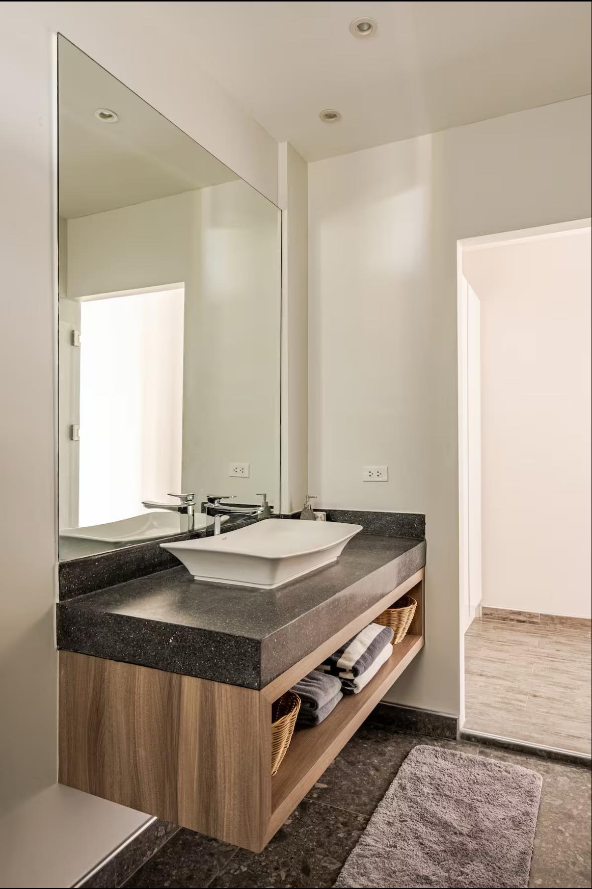 Luxury Breathtaking 6-Bedroom Sea View Villa in Chaweng Noi