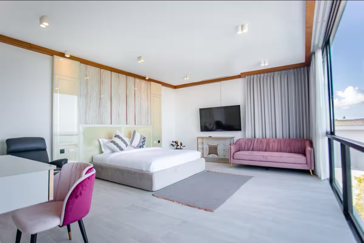 Contemporary 3-Bedroom Seaview Pool Villa with Rooftop Terrace in Chaweng Noi