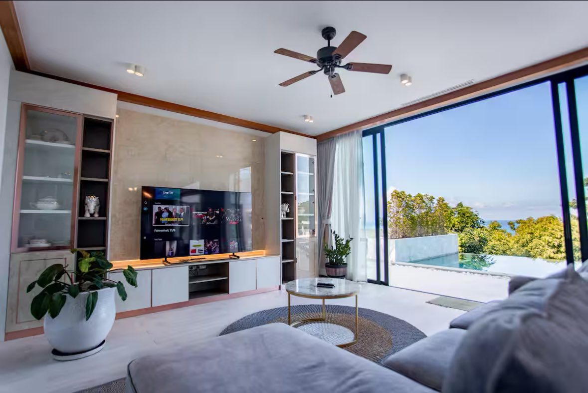 Contemporary 3-Bedroom Seaview Pool Villa with Rooftop Terrace in Chaweng Noi