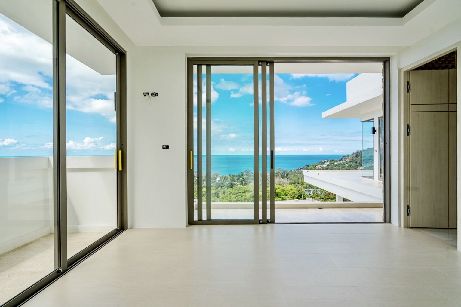Exclusive 4-Bedroom Sea View Villa with Rooftop Terrace in Bo Phut