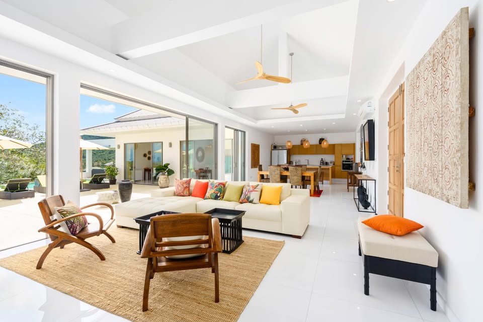 Stunning 4-Bedroom Panoramic Sea View Villa with Independent Studio in Bophut Hills