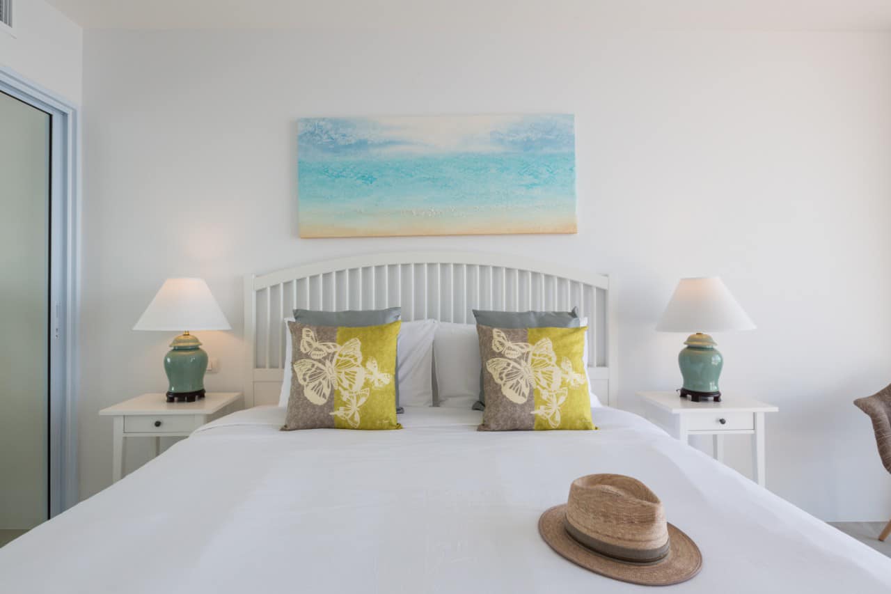 Beachfront 5-Bedroom Luxury Villa with Infinity Pool in Bangrak