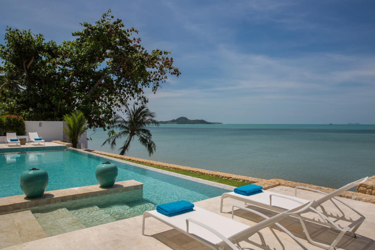 Beachfront 5-Bedroom Luxury Villa with Infinity Pool in Bangrak