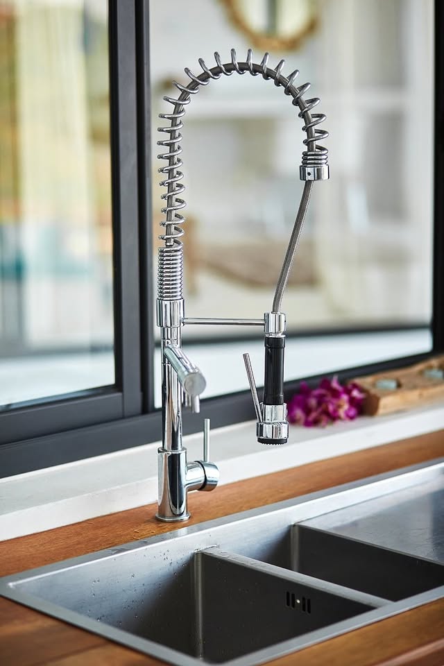 3-Bedroom Seaview Infinity Pool Villa in Chaweng Noi