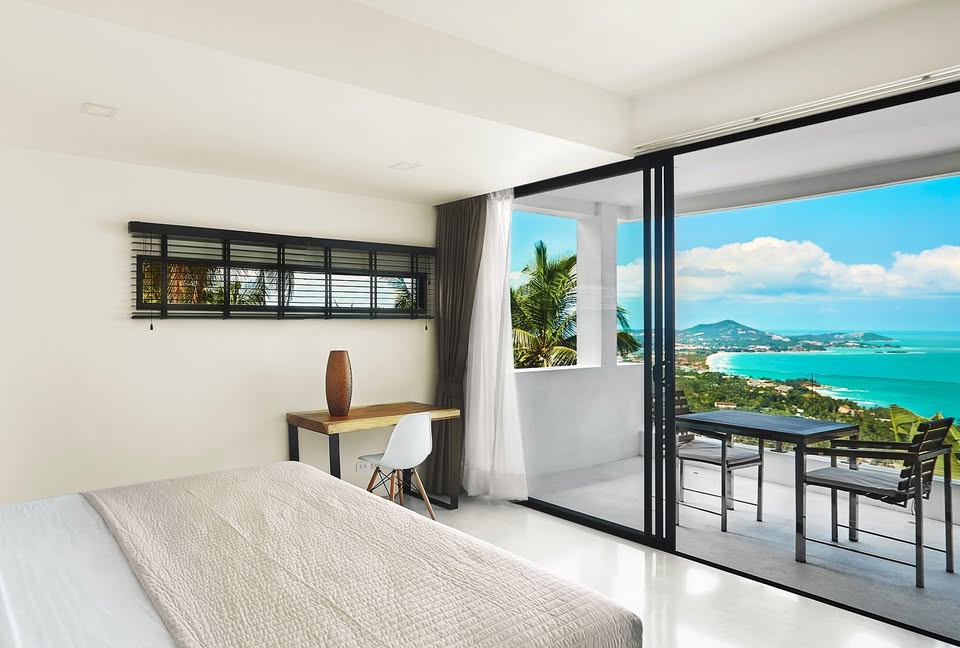 3-Bedroom Seaview Infinity Pool Villa in Chaweng Noi