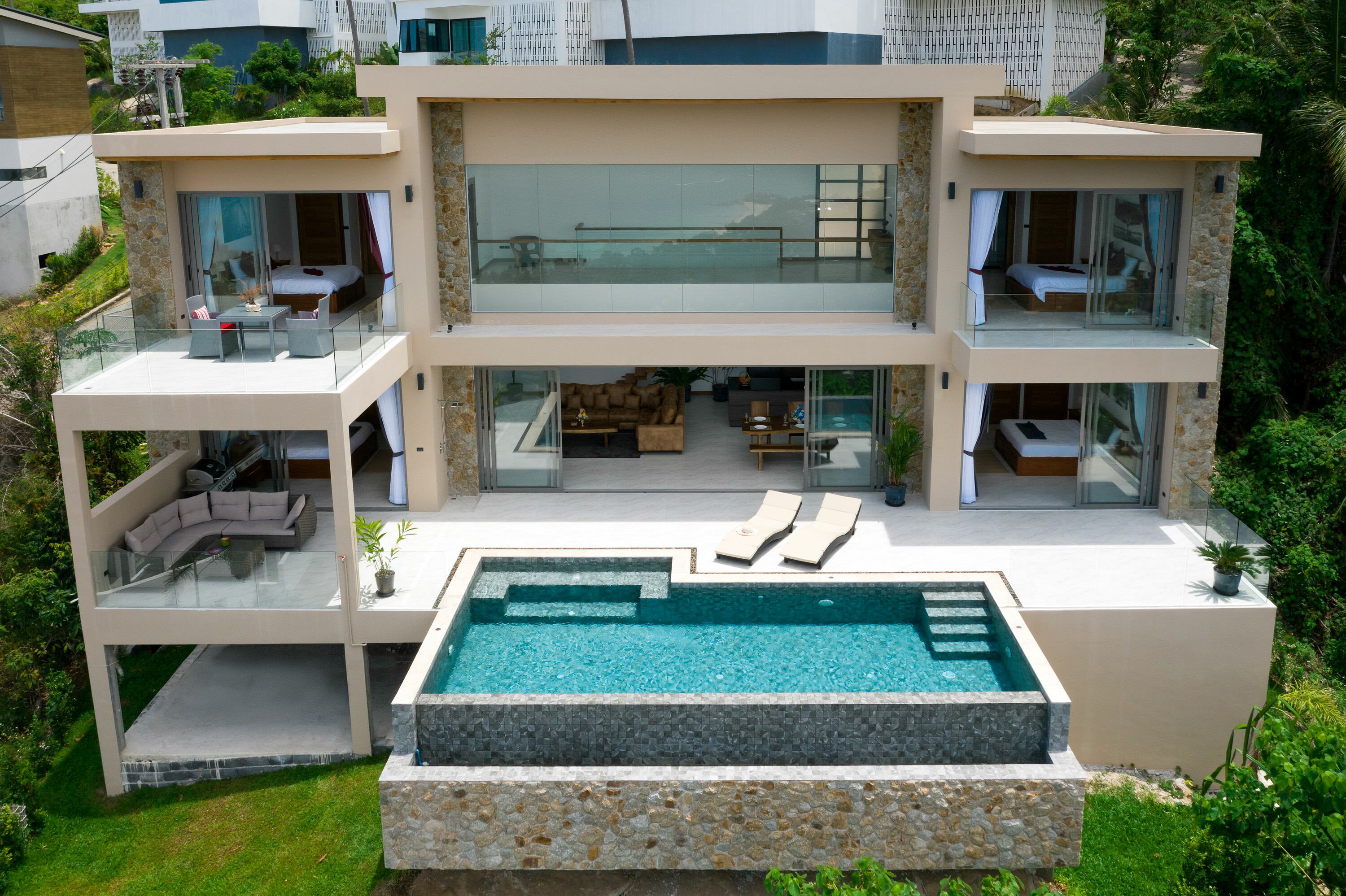 Contemporary 4-Bedroom Sea & Mountain View Villa in Bo Phut