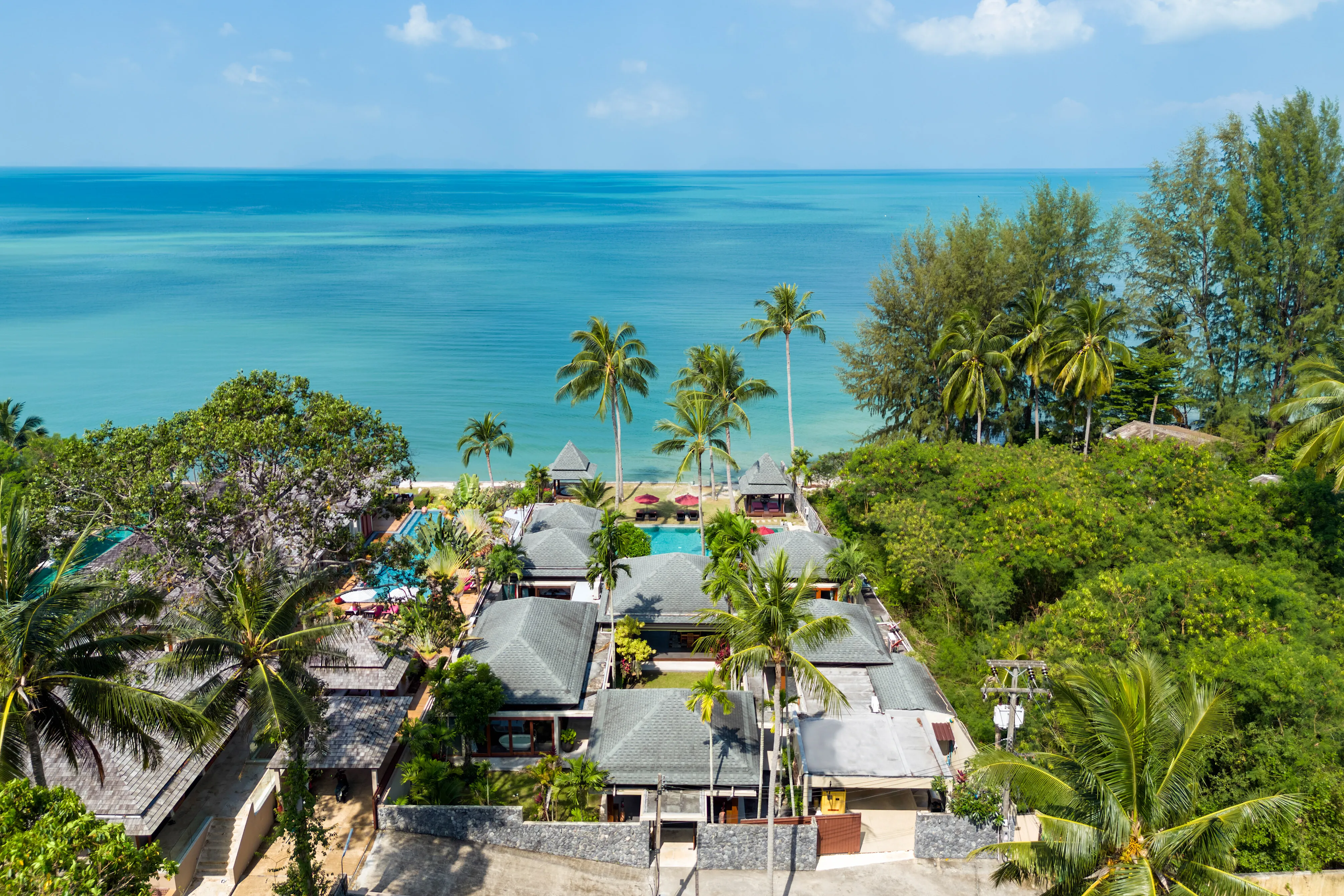 Oceanfront 5-Bedroom Luxury Villa on Lipa Noi Beach