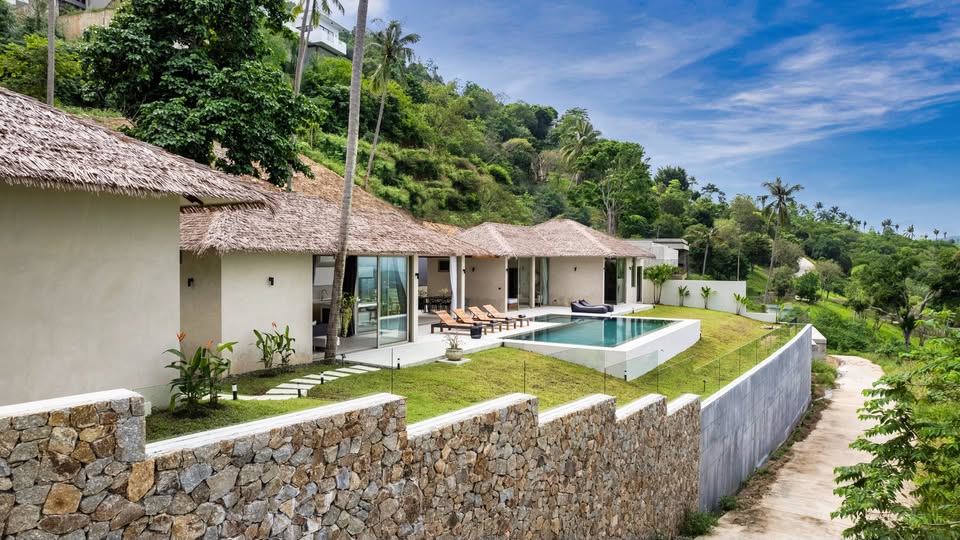 Luxury Bali-Style Villa with Stunning Sea Views in Bophut