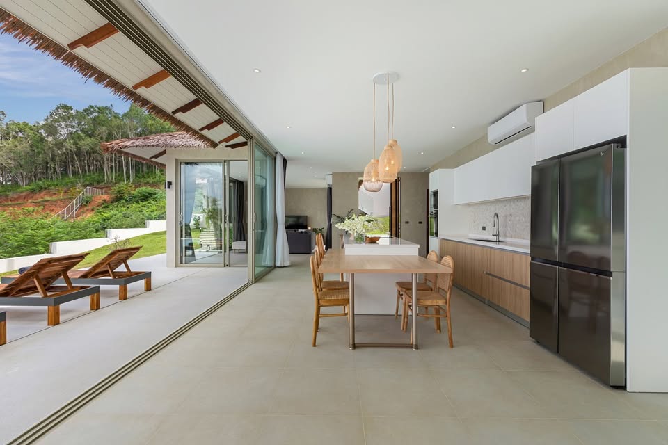 Luxury Bali-Style Villa with Stunning Sea Views in Bophut