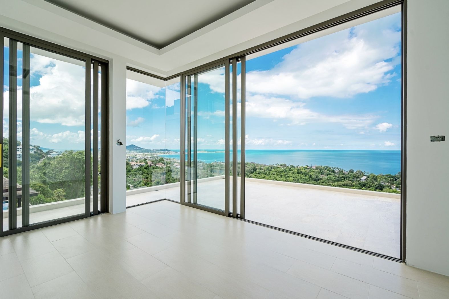 Exclusive 4-Bedroom Sea View Villa with Rooftop Terrace in Bo Phut