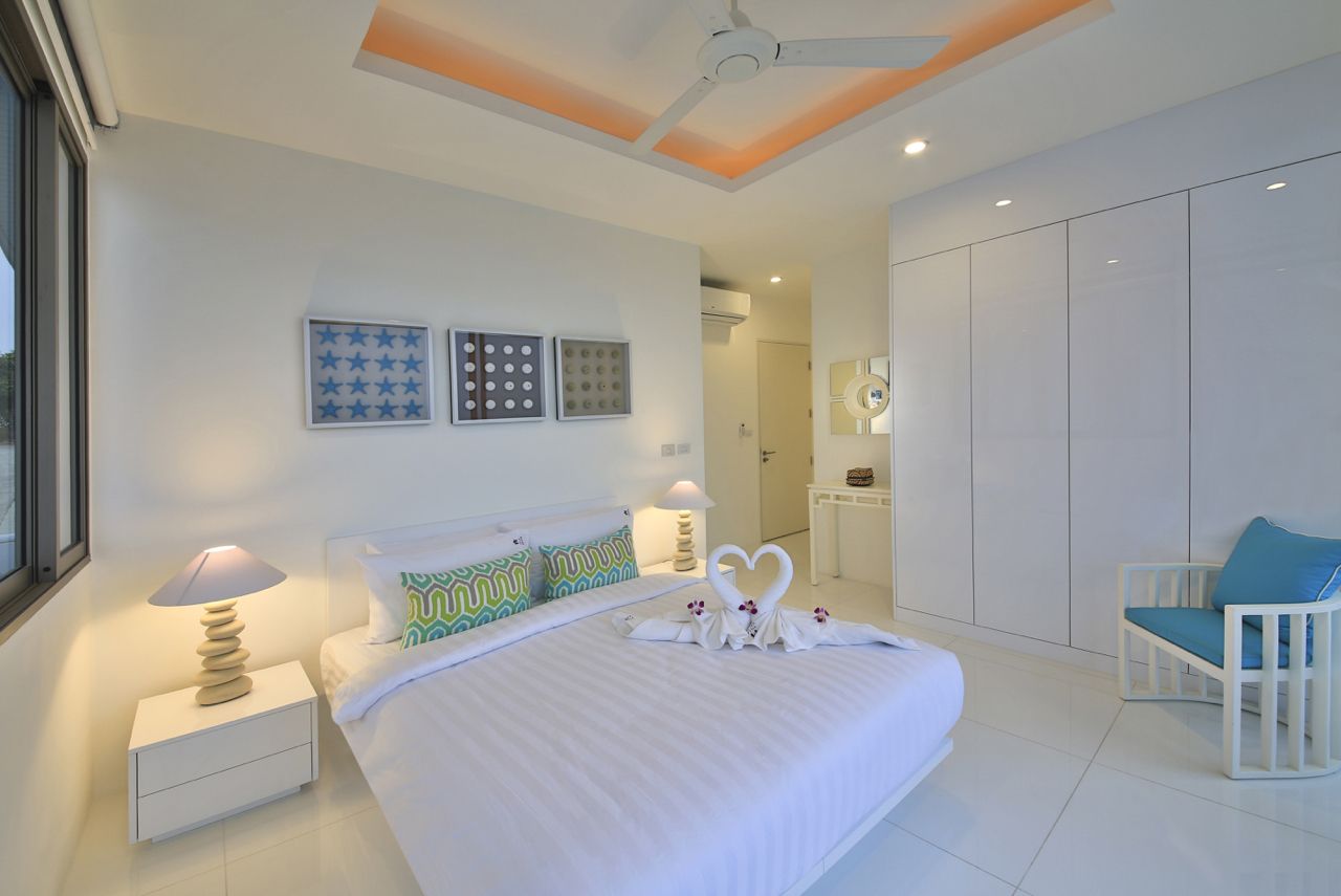 Chic 4-Bedroom Pool Villa in Bo Phut