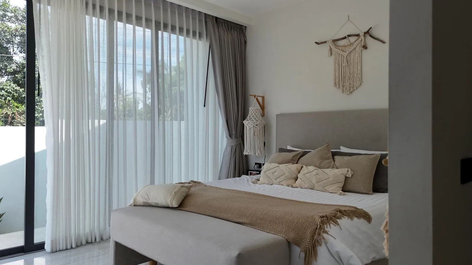 Cozy 3-Bedroom Pool Villa in Bangrak – Modern Boutique Living