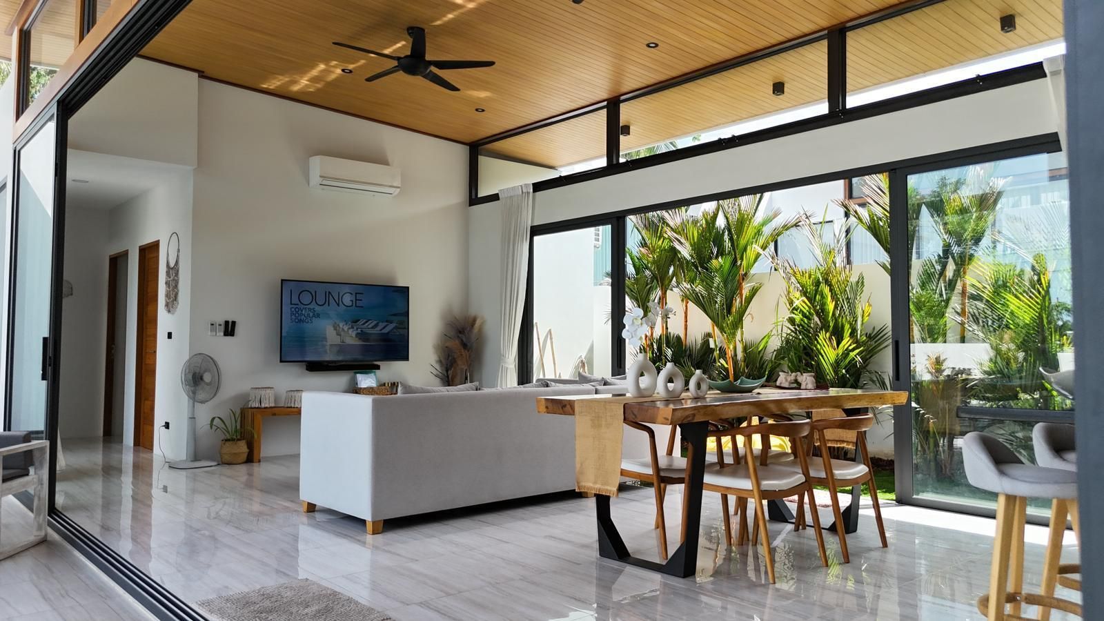 Cozy 3-Bedroom Pool Villa in Bangrak – Modern Boutique Living