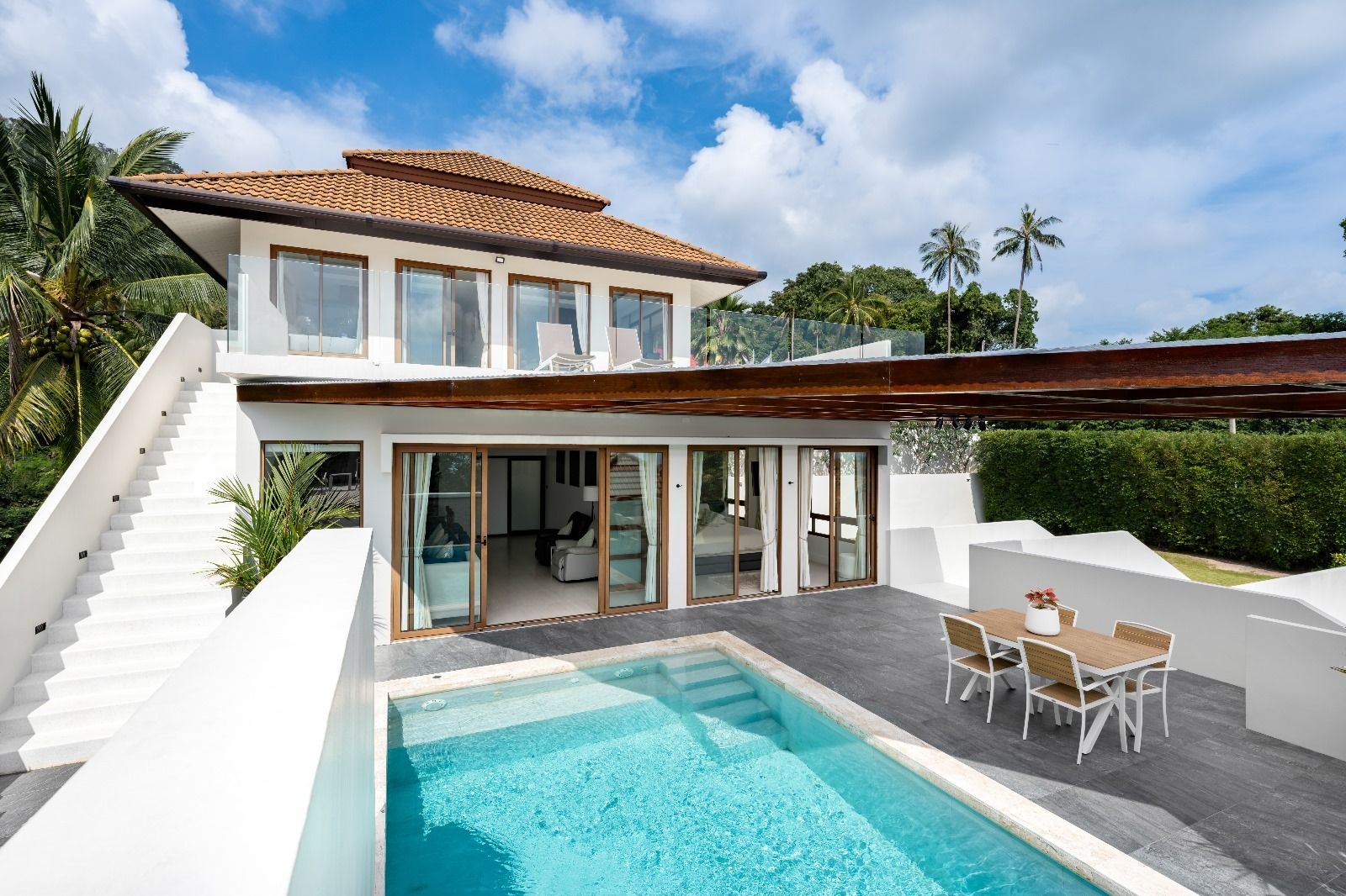 Luxury 4-Bedroom Jungle & Sea View Villa with Studio in Chaweng Hill