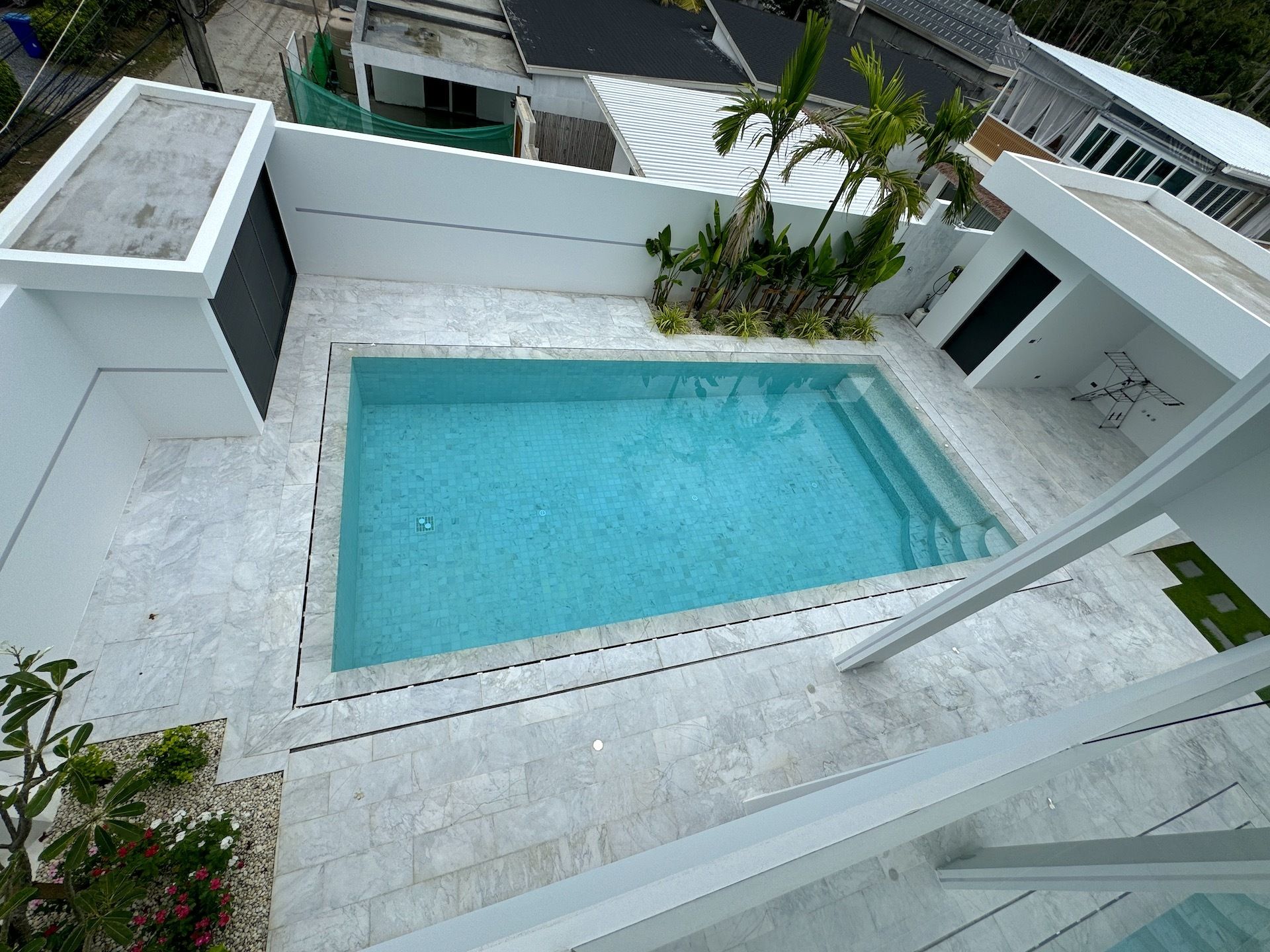 Contemporary 4-Bedroom Pool Villa Near Lamai