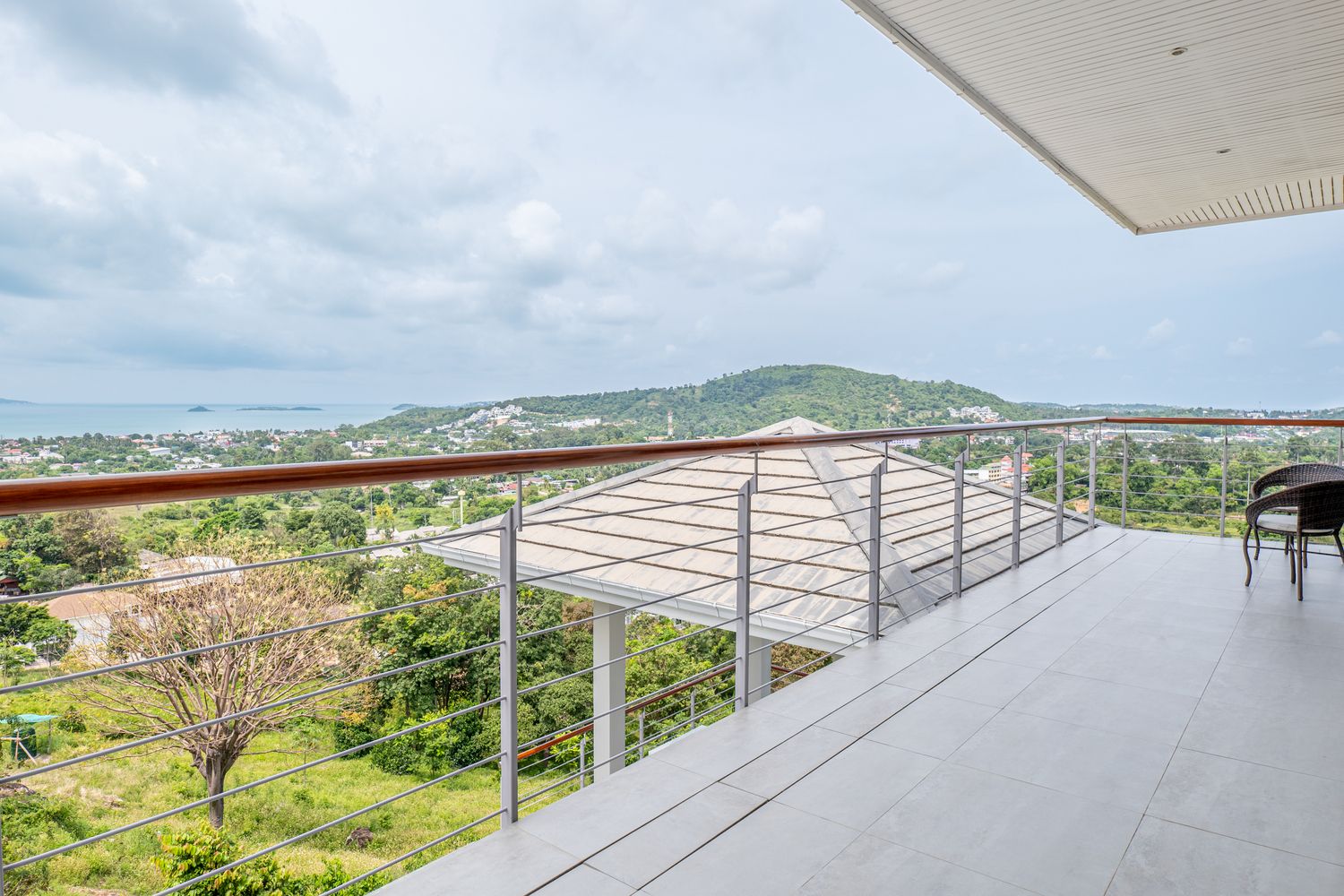 Panoramic 3-Bedroom Villa with Unfinished Apartment in Bophut Hills