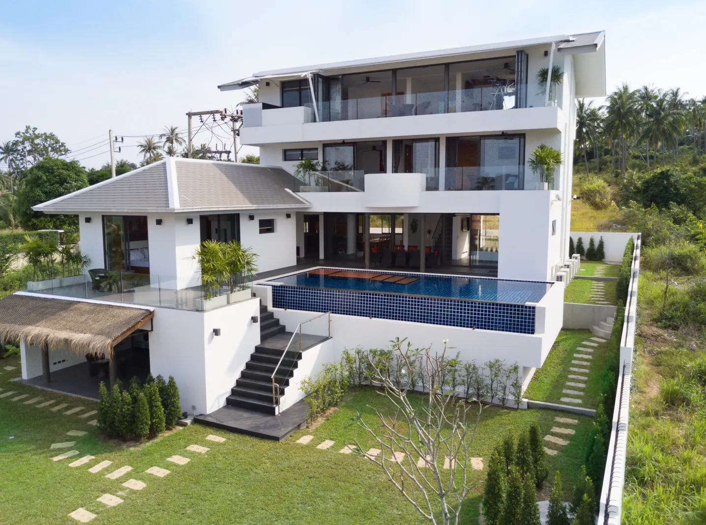 Expansive 7-Bedroom Sea View Villa in Bangrak