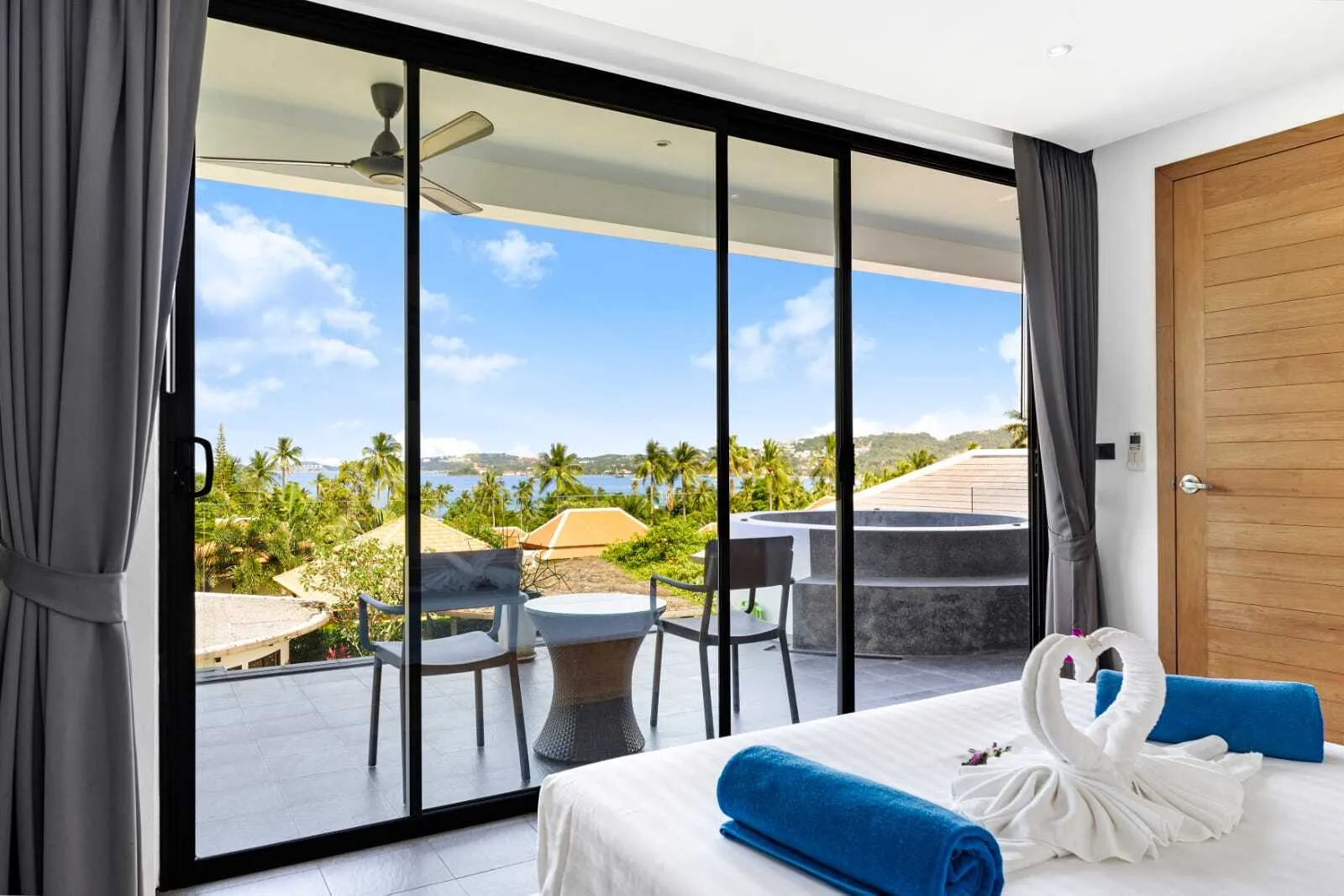 Expansive 7-Bedroom Sea View Villa in Bangrak