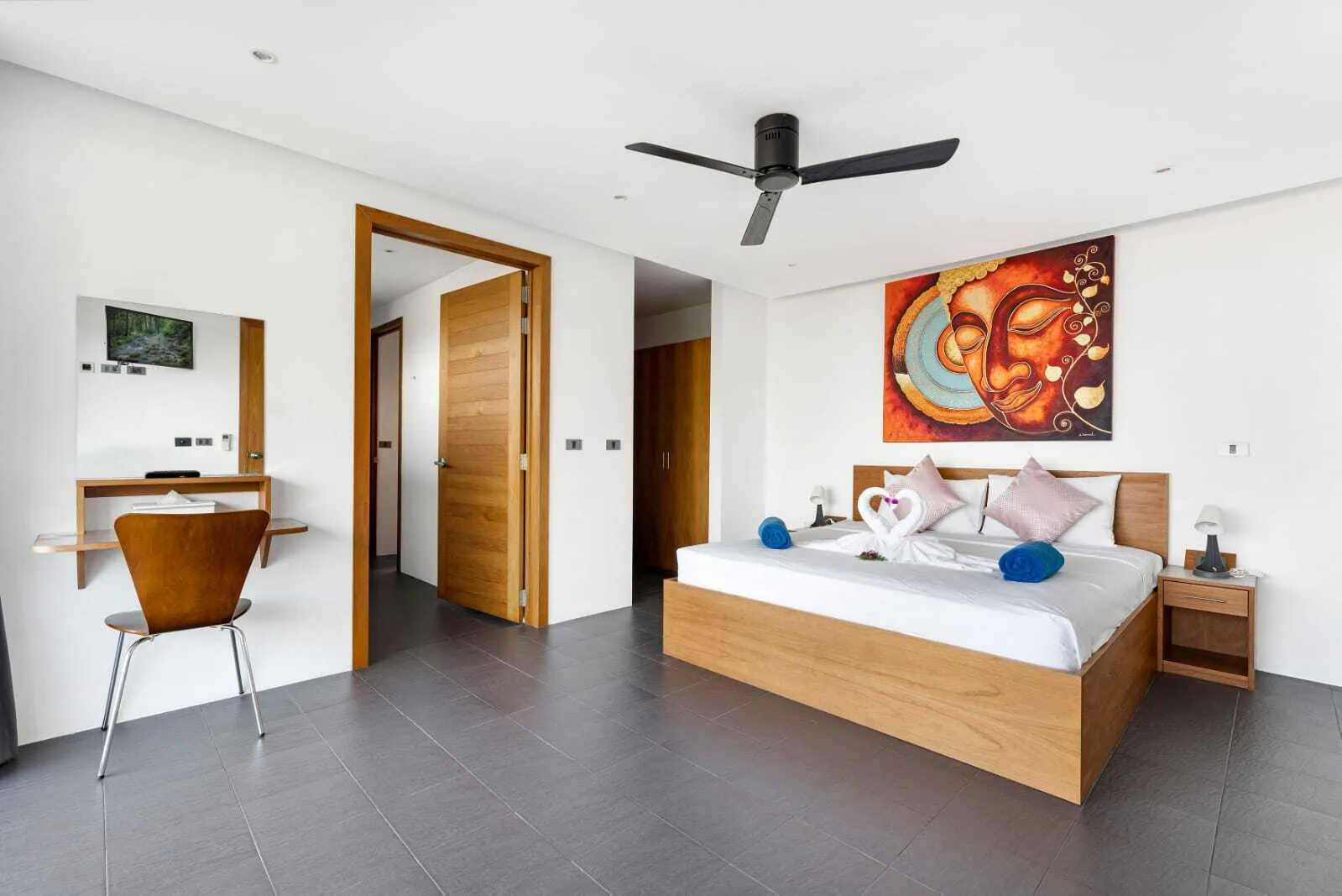 Expansive 7-Bedroom Sea View Villa in Bangrak