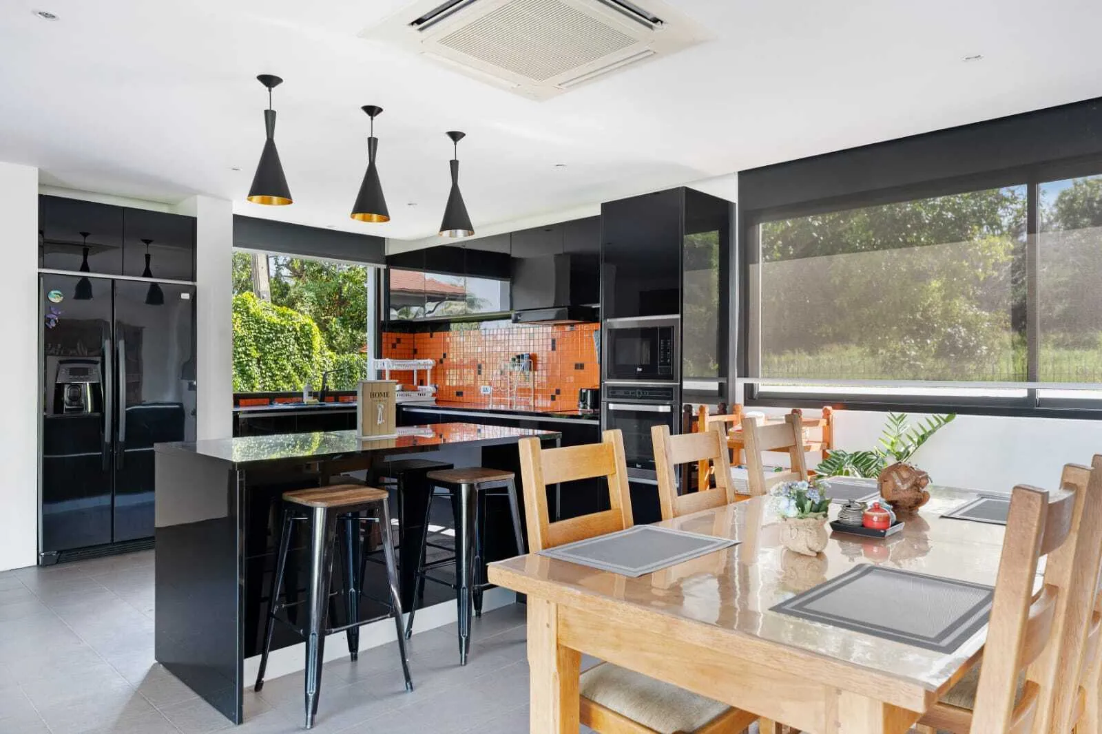 Expansive 7-Bedroom Sea View Villa in Bangrak