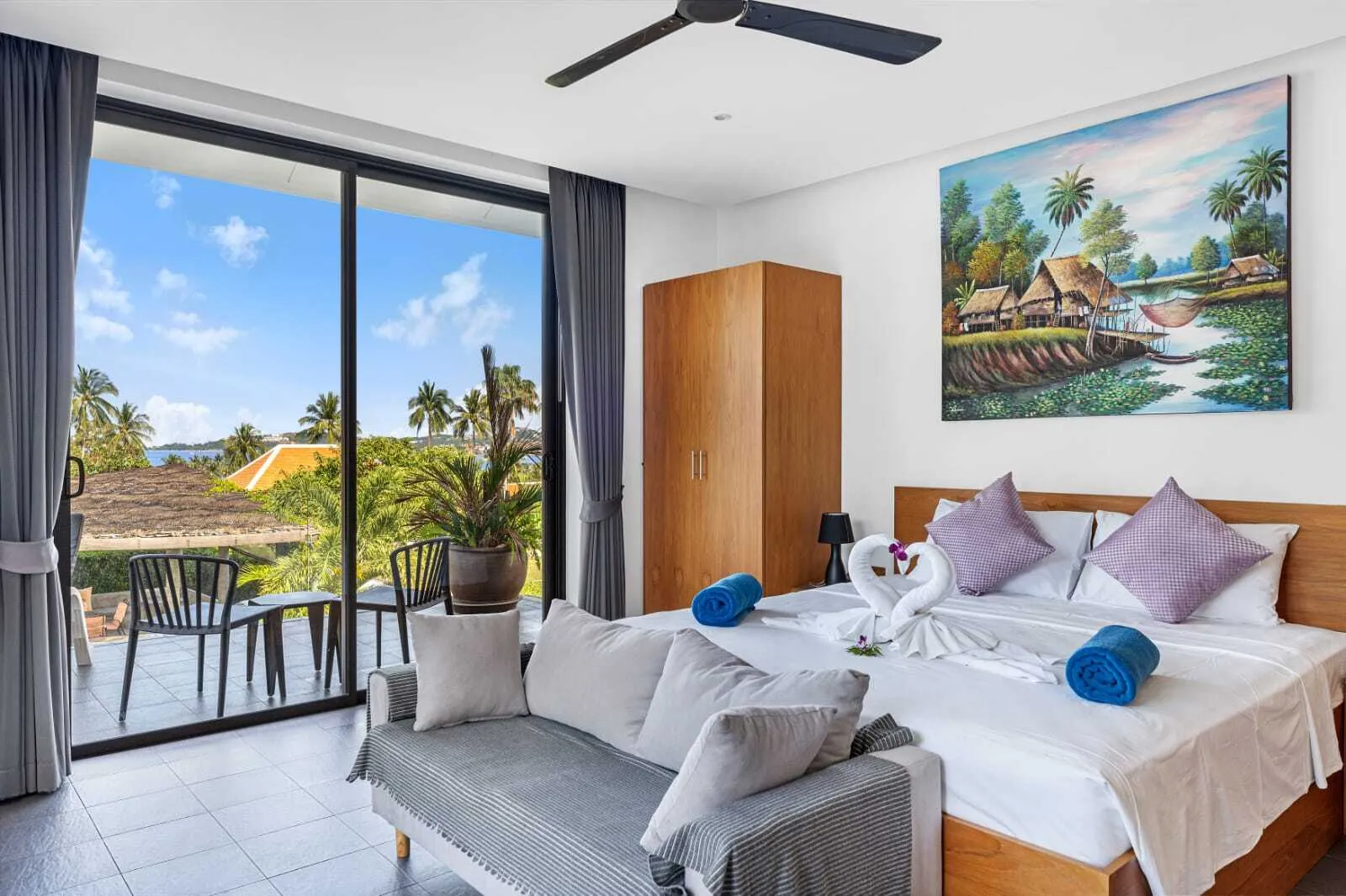 Expansive 7-Bedroom Sea View Villa in Bangrak