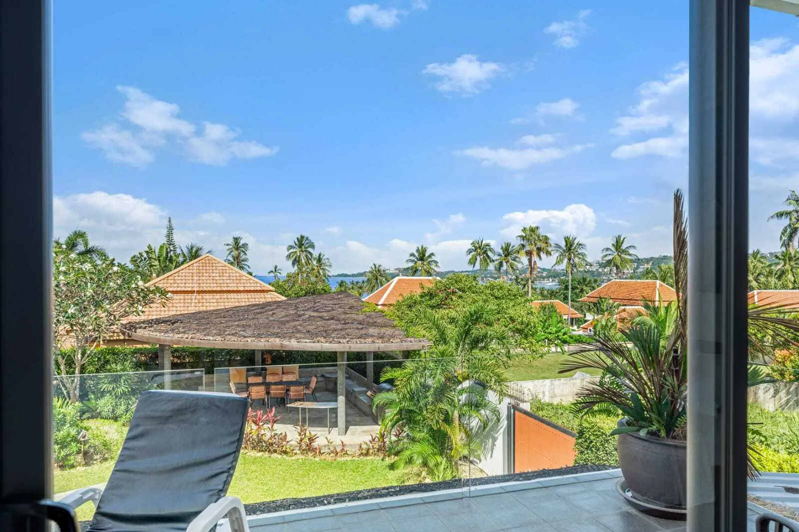 Expansive 7-Bedroom Sea View Villa in Bangrak