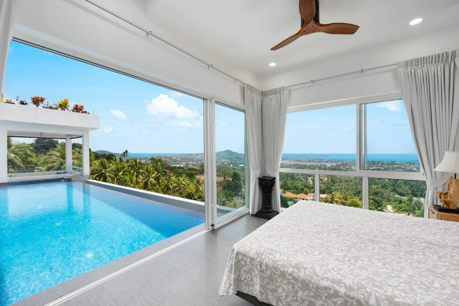 Modern 3-Bedroom Sea View Villa in Bo Phut