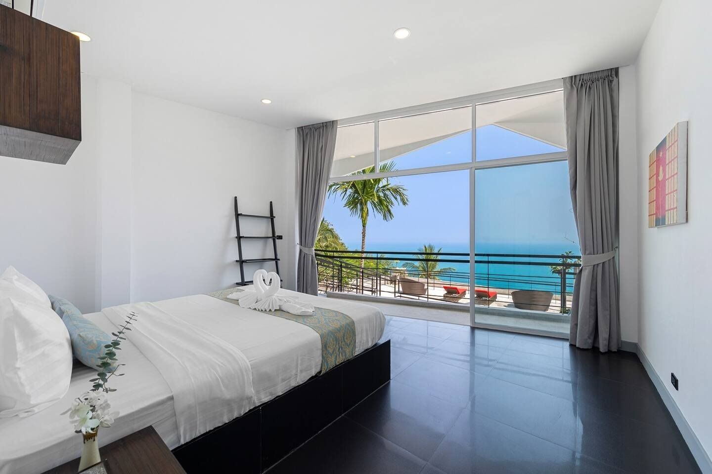 Architectural Masterpiece—11-Bedroom Panoramic Villa in Bo Phut