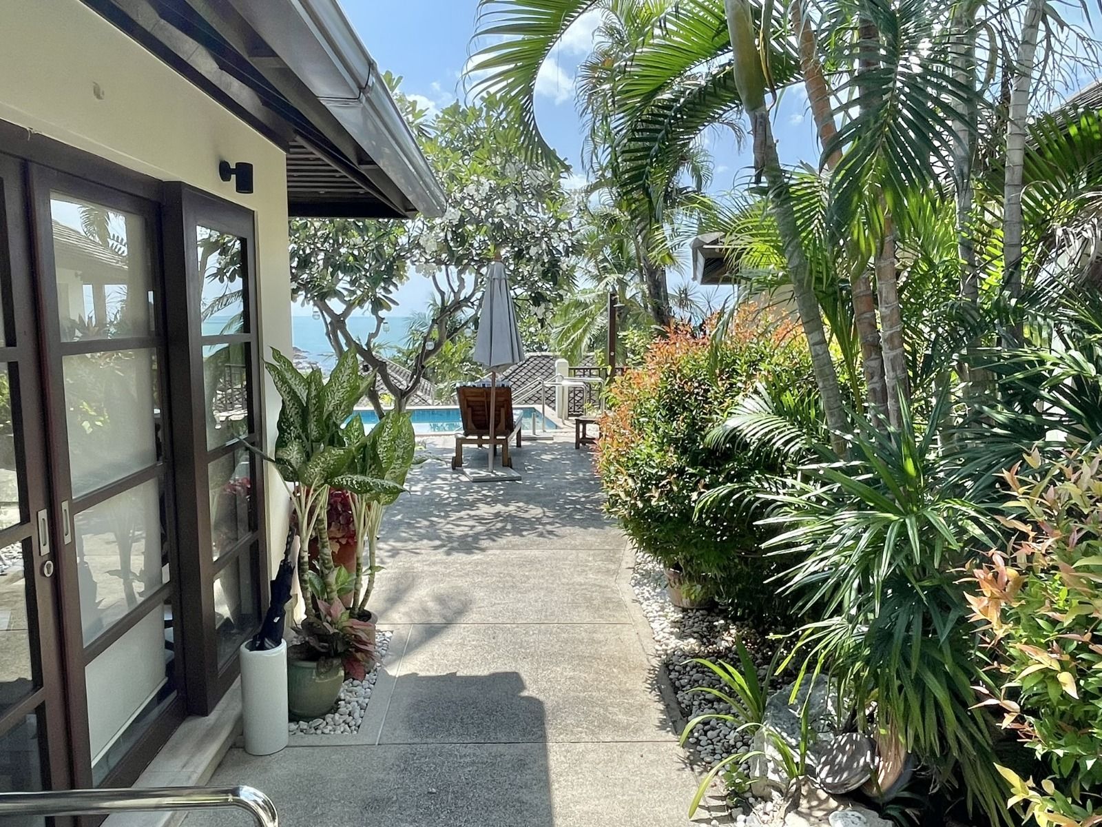 Luxury 3-Bedroom Beach-Access Villa at Kanda Residence, Bophut