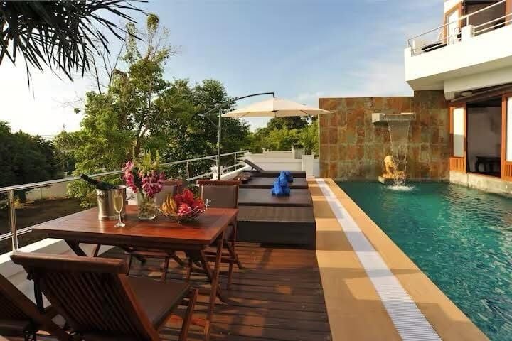 Grand 7-Bedroom Hilltop Estate: Ultimate Luxury Investment Koh Samui