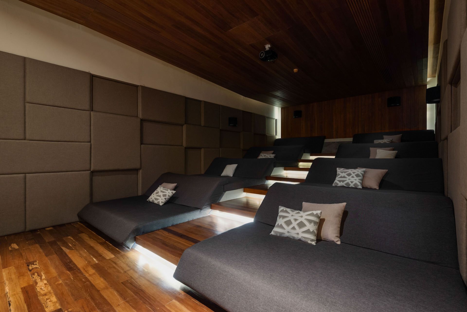 Ultimate Estate: 8-Bedroom Sea-View Mansion at Samujana Hills