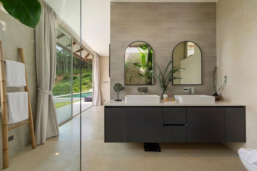 New Bali-Style Freehold Luxury Villa with Infinity Pool in Bophut Hills