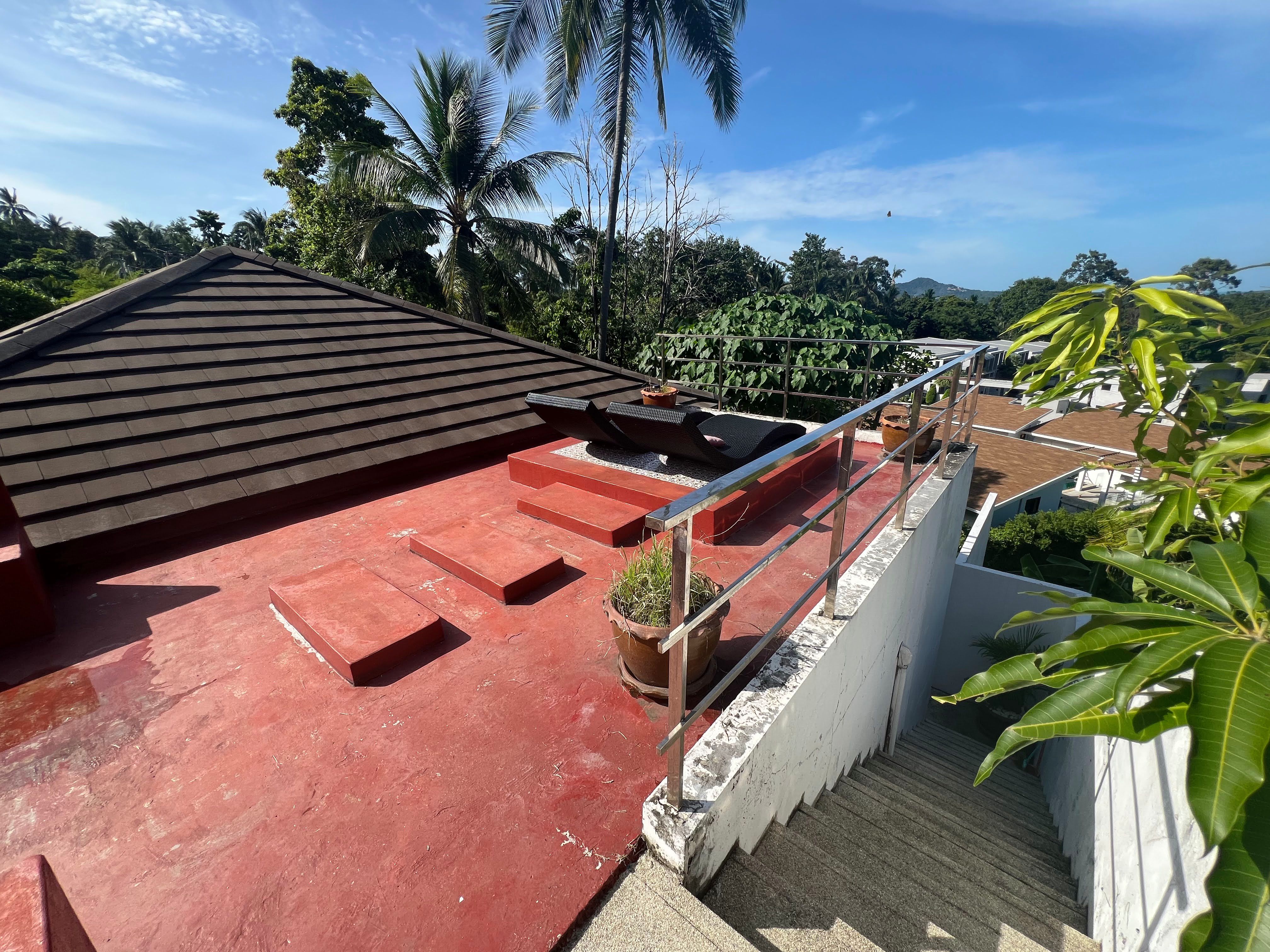 Modern Freehold 3-Bedroom Villa: Prime Chaweng Investment Opportunity