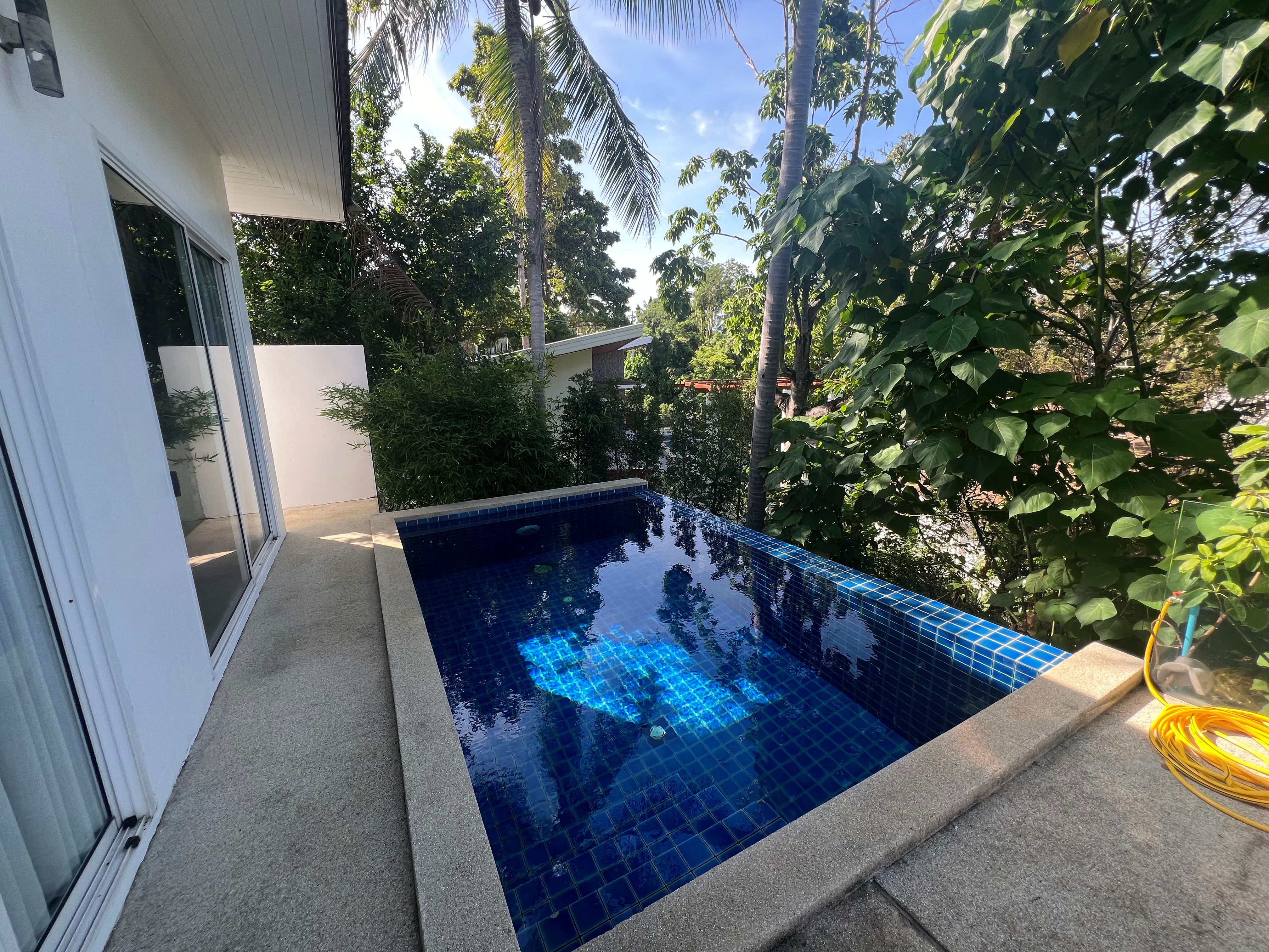 Modern Freehold 3-Bedroom Villa: Prime Chaweng Investment Opportunity