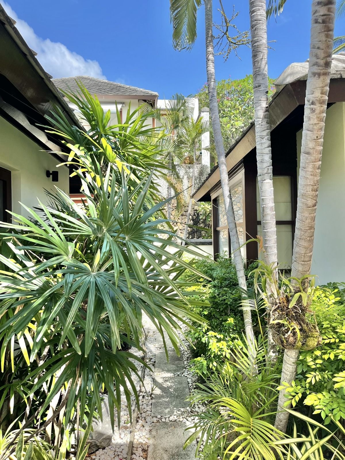 Luxury 3-Bedroom Beach-Access Villa at Kanda Residence, Bophut