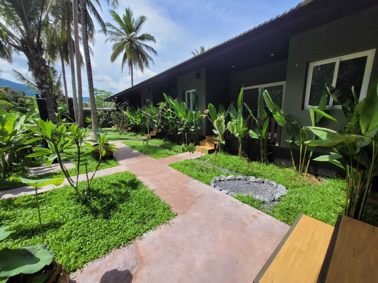 Boutique 6-Bedroom Hotel Investment in Lipa Noi, Koh Samui