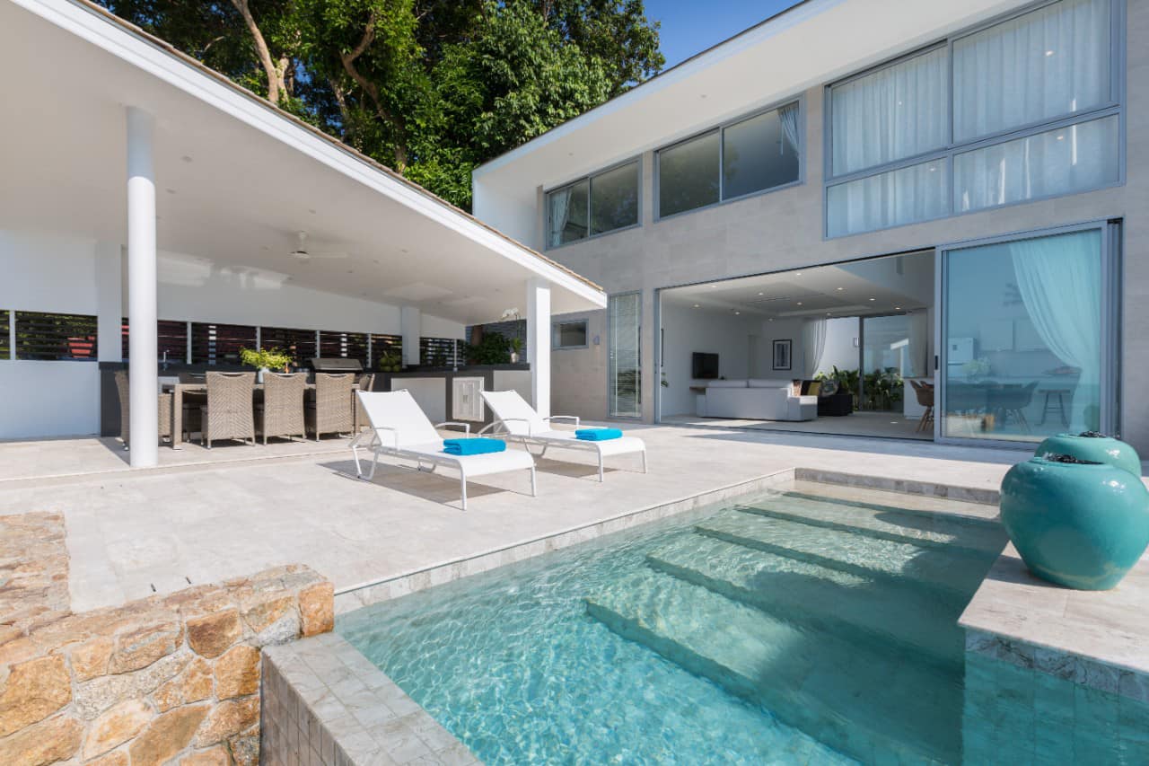 Exclusive Beachfront Villa: Prime Koh Samui Investment & Tropical Living.