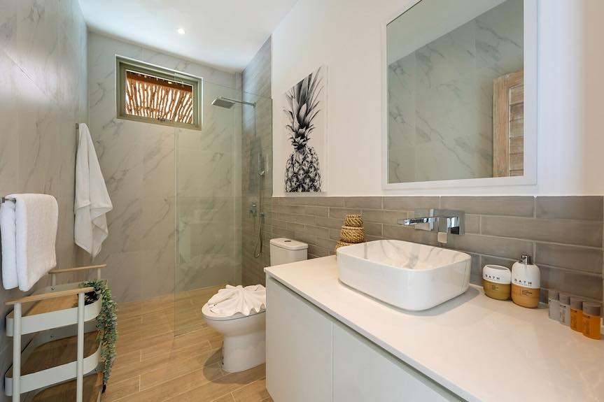 New Bali-Style Freehold Luxury Villa with Infinity Pool in Bophut Hills