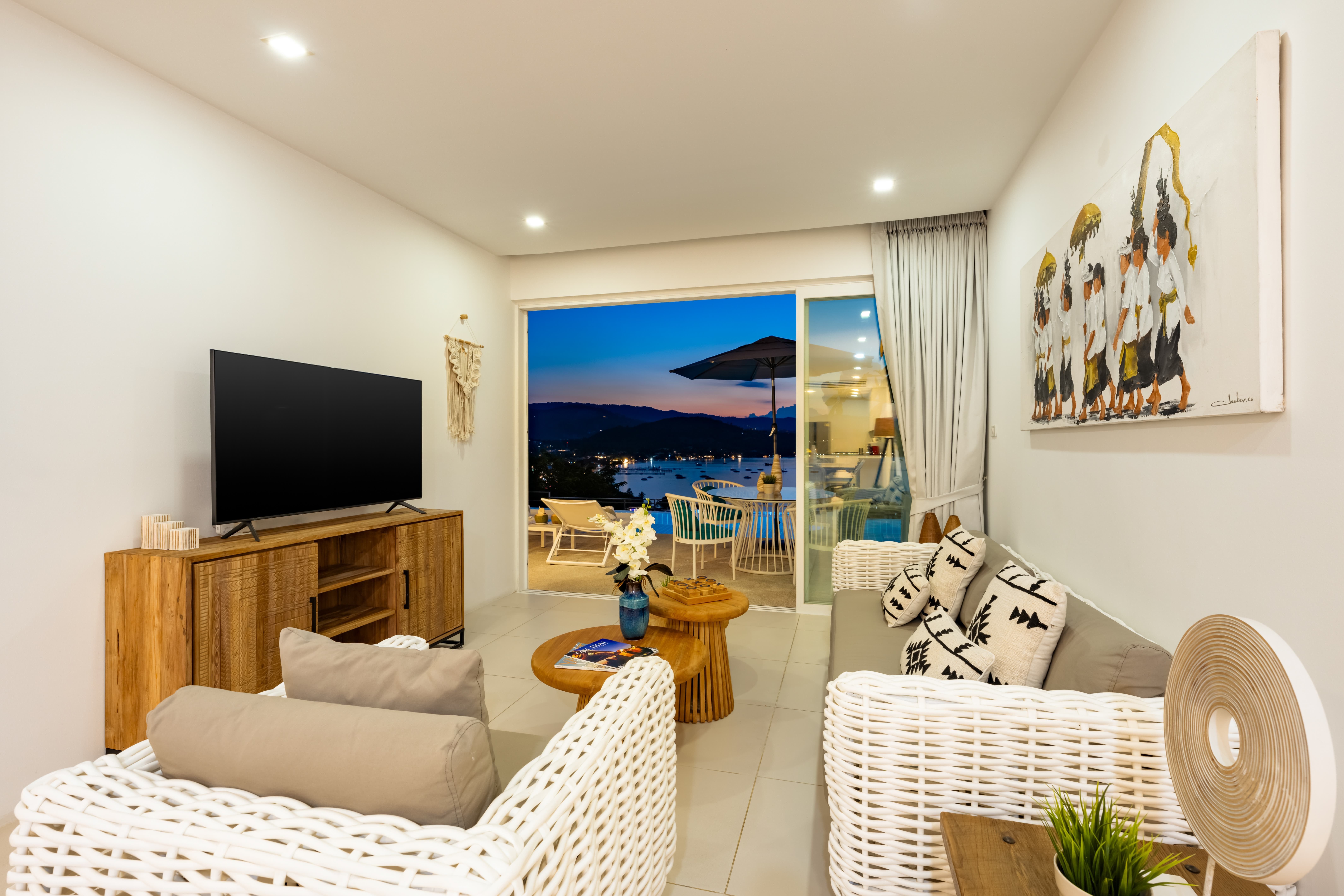 Pool-Access 2-Bedroom Apartment in Bophut – Prime Koh Samui Living