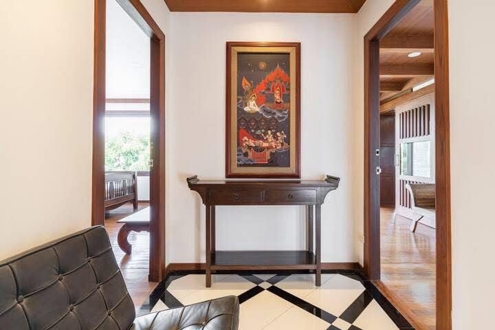 Grand 7-Bedroom Hilltop Estate: Ultimate Luxury Investment Koh Samui