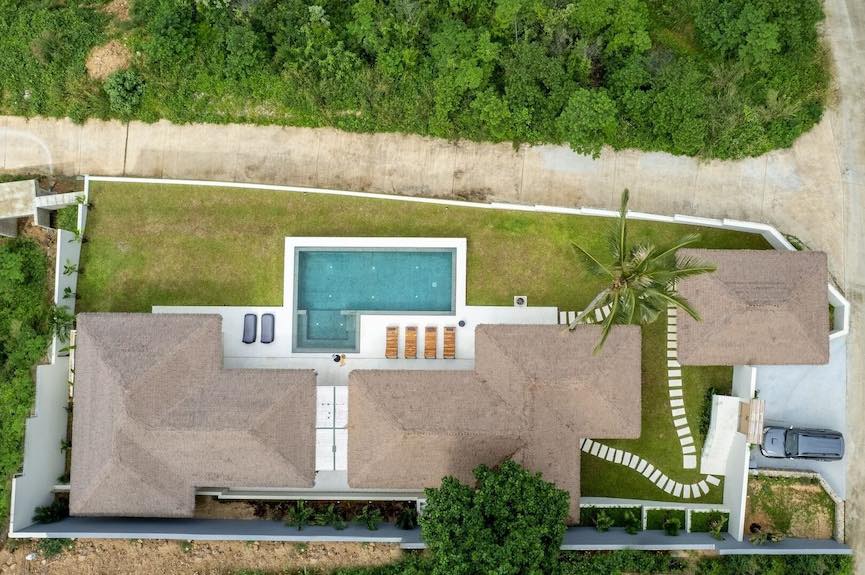 New Bali-Style Freehold Luxury Villa with Infinity Pool in Bophut Hills