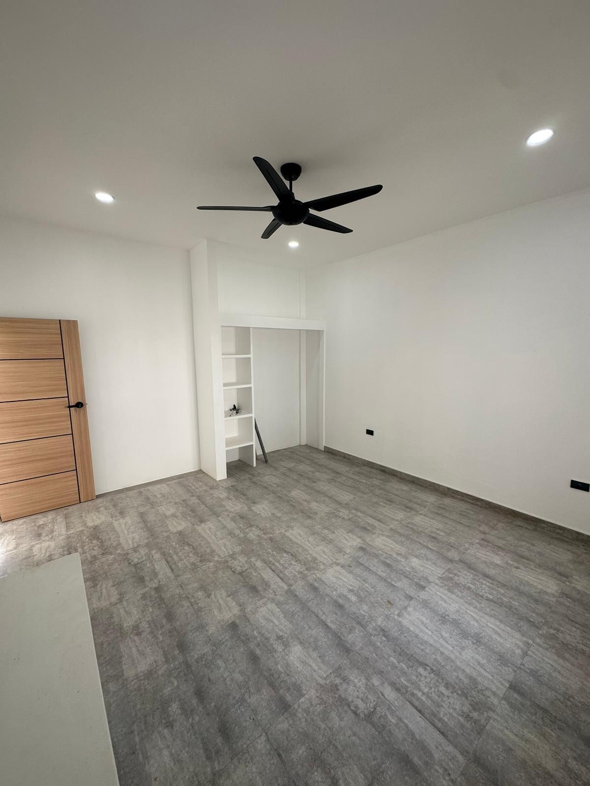 Modern 3-Bedroom Pool Villa in Chaweng Hills, Bophut